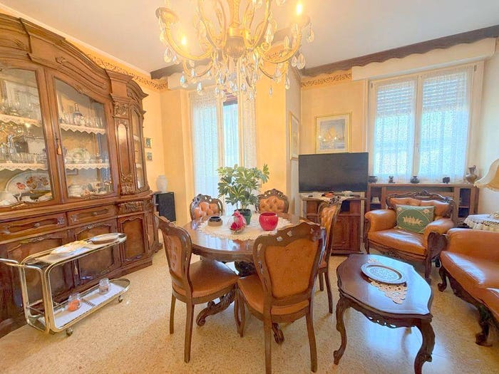 Appartamento con 6 locali in vendita in Santa Lucia Golosine, Verona
