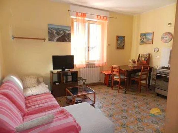 Appartamento con 6 locali in vendita in Località Vobbietta, Vobbietta, Isola del Cantone