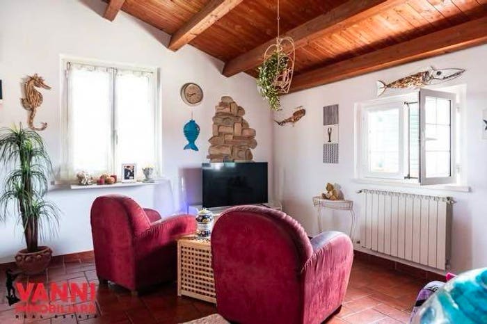 Appartamento con 6 locali in vendita in Via Francesco Ferrucci, Marina di Cecina, Cecina