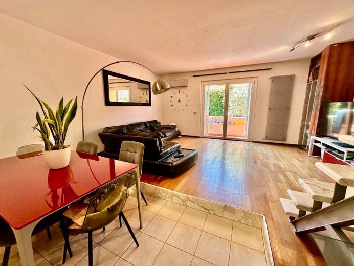 Casa con 6 locali in vendita in Avenza, Carrara