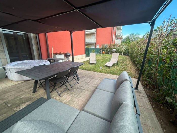 Appartamento trilocale in vendita in Via Caduti di Nassirya, Rescaldina