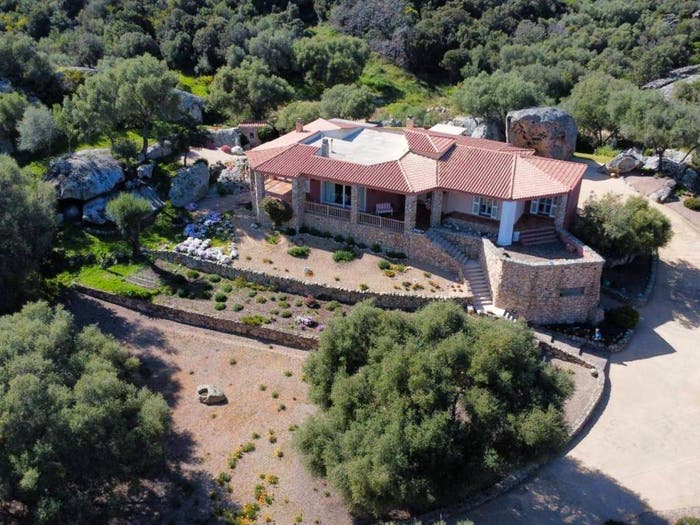 Casa con 6 locali in vendita in Via Augusto Righi, Arzachena Paese, Arzachena