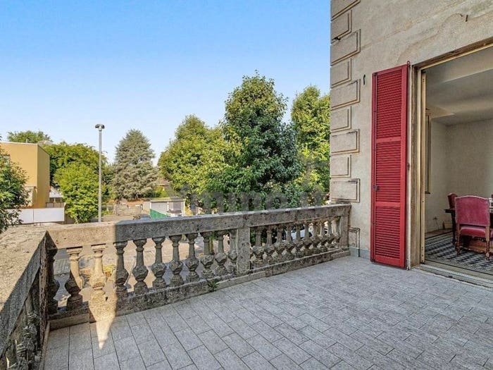Appartamento bilocale in vendita in Viale Somaini, Centro, Lomazzo