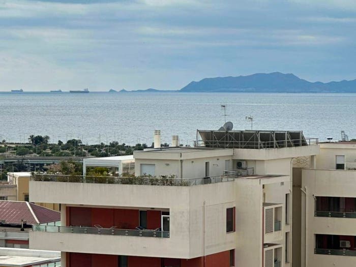 Appartamento con 5 locali in vendita in Viale Poetto, San Bartolomeo, Cagliari