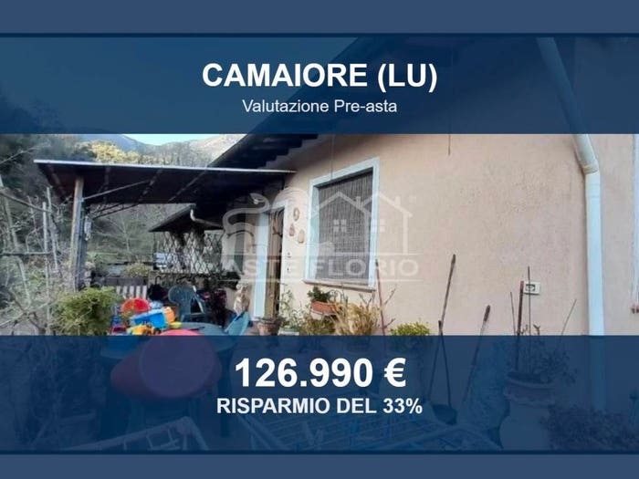 Casa con 6 locali in vendita in Via del Torrone, Camaiore Paese, Camaiore