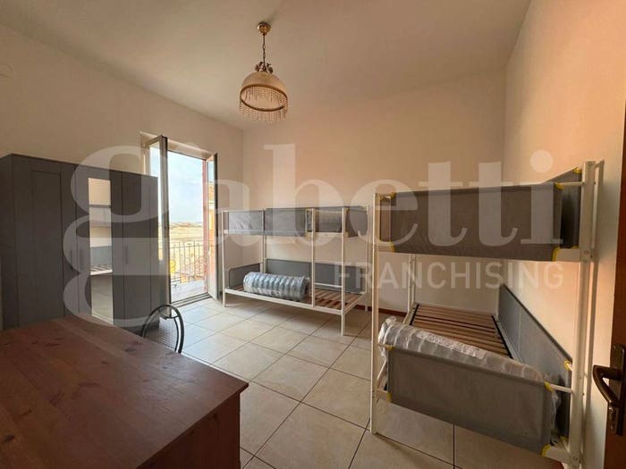 Appartamento con 5 locali in vendita in Via Colombo, Via Colombo, Piacenza