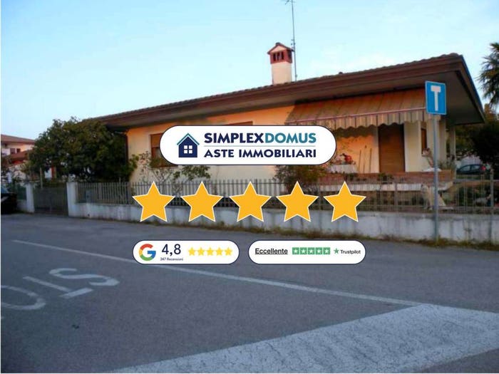Casa con 6 locali in vendita in Via Piemonte, Centro, Porcia