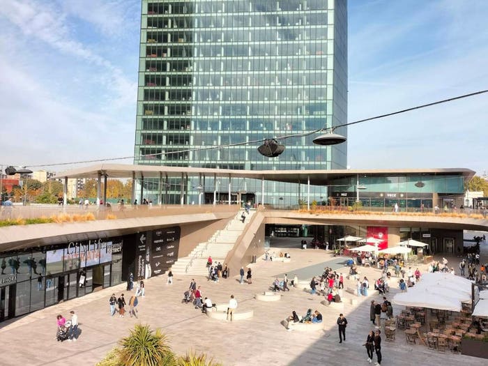 Casa con 6 locali in vendita in City Life, Milano