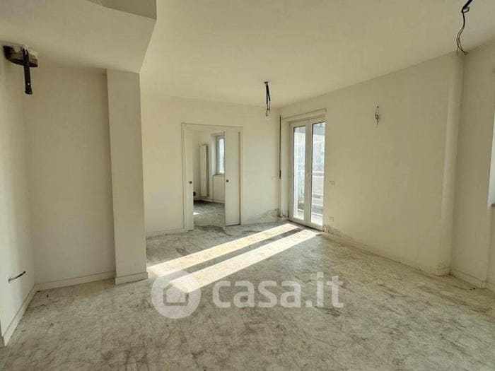 Casa con 5 locali in vendita in Via Camillo Benso di Cavour, Centro, Carrara