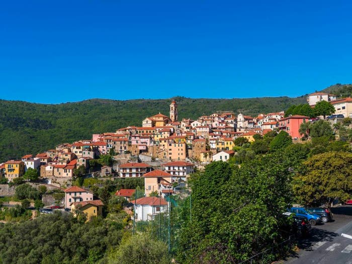 Appartamento quadrilocale in vendita in Centro, Pietrabruna
