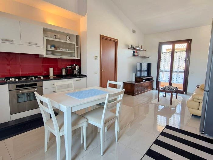 Appartamento trilocale in vendita in Via dei Mille, Centro, Pula