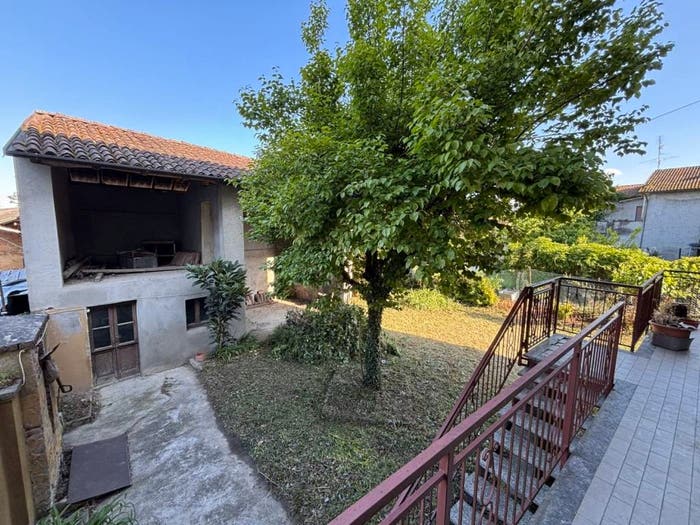 Casa quadrilocale in vendita in Via Mariotto, Lambrinia, Chignolo Po
