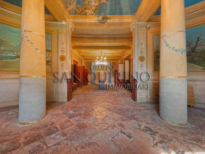 Casa con 6 locali in vendita in Via XX Settembre, Centro, Correggio