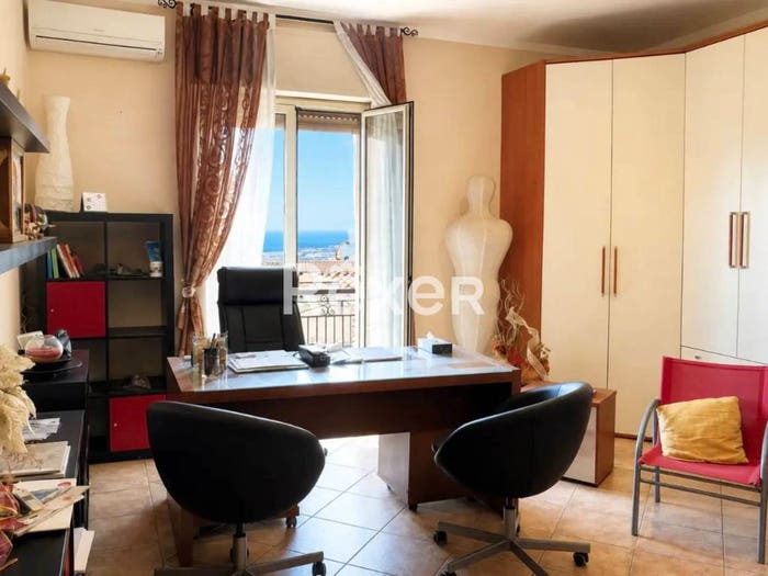 Appartamento con 5 locali in vendita in Via Statale, Centro, Ispica
