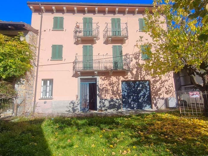 Casa con 6 locali in vendita in Località Ca' Rocchi, Casa Rocchi Crotta, Romagnese