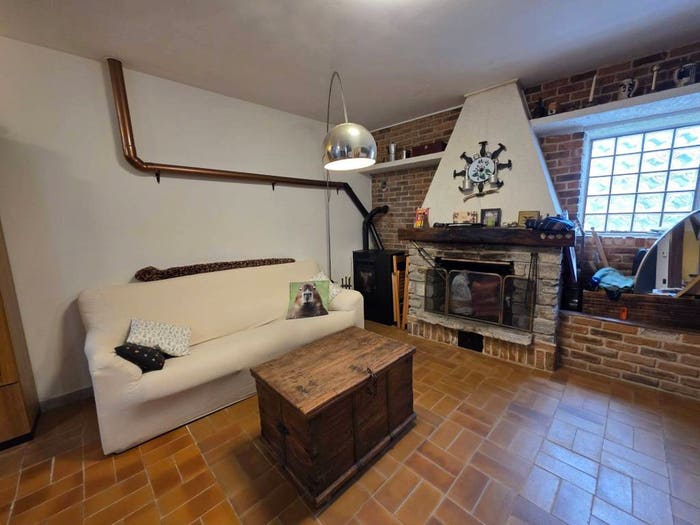 Appartamento con 6 locali in vendita in Via al Castello, Brovello, BrovelloCarpugnino