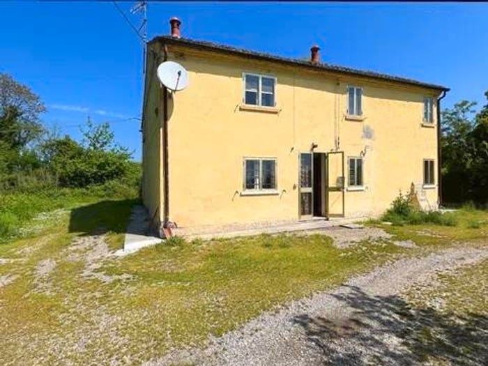 Casa con 6 locali in vendita in Via Massafiscaglia, Contrapò Villanova, Ferrara
