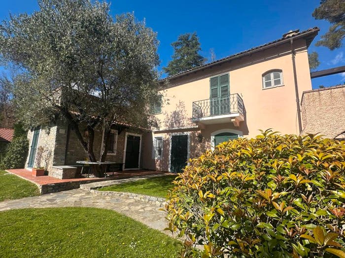 Appartamento trilocale in vendita in Via del Golf, Villafranca, Garlenda