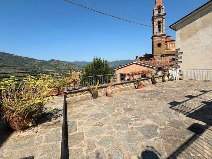Casa con 6 locali in vendita in Via Della Tinaia No Number, Centro, Castiglion Fiorentino