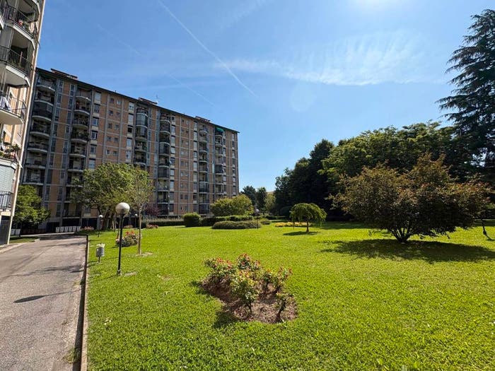 Appartamento trilocale in vendita in Via Emanuele Kant, Gallaratese, Milano