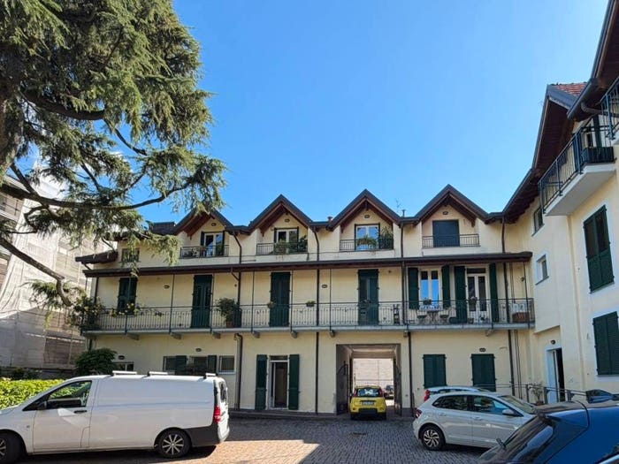 Casa trilocale in vendita in Via Giosuè Carducci, Centro, Gallarate