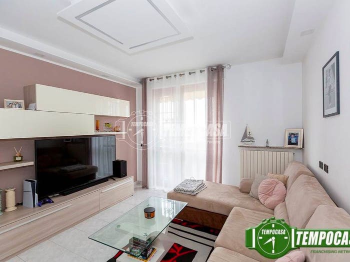 Appartamento trilocale in vendita in Via Giacomo Matteotti, Centro, Sant'Angelo Lodigiano