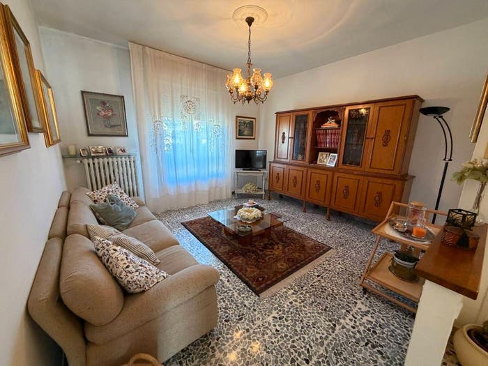 Appartamento quadrilocale in vendita in Piazza Camillo Benso di Cavour, Centro, Barberino di Mugello