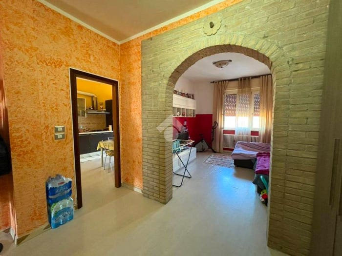 Casa trilocale in vendita in Contrada S Dionigi, Centro, Mortara