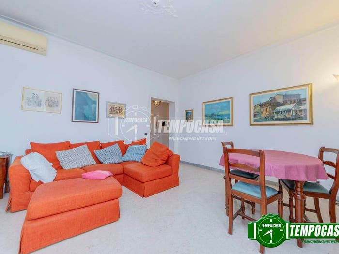 Appartamento trilocale in vendita in Via Crescenzi Romani, Farnesiana, Piacenza