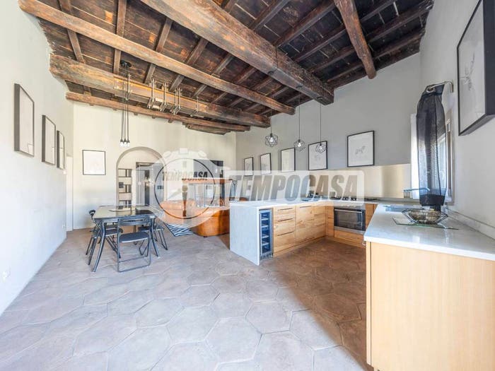 Appartamento trilocale in vendita in Via Governo Vecchio, Bassano Romano