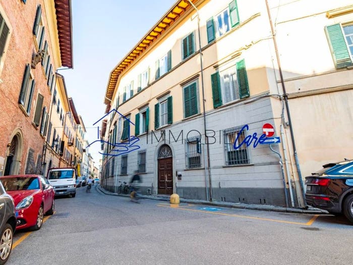 Appartamento con 6 locali in vendita in Via Uguccione della Faggiola, Santa Maria, Pisa