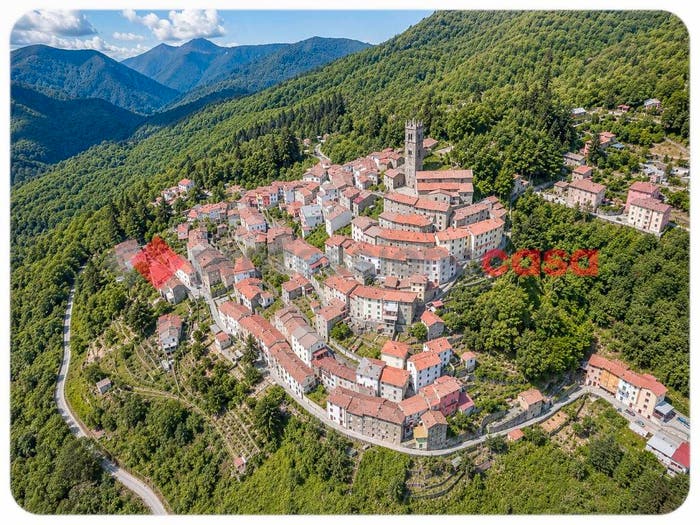 Appartamento trilocale in vendita in Via Corniccio, Crasciana, Bagni di Lucca