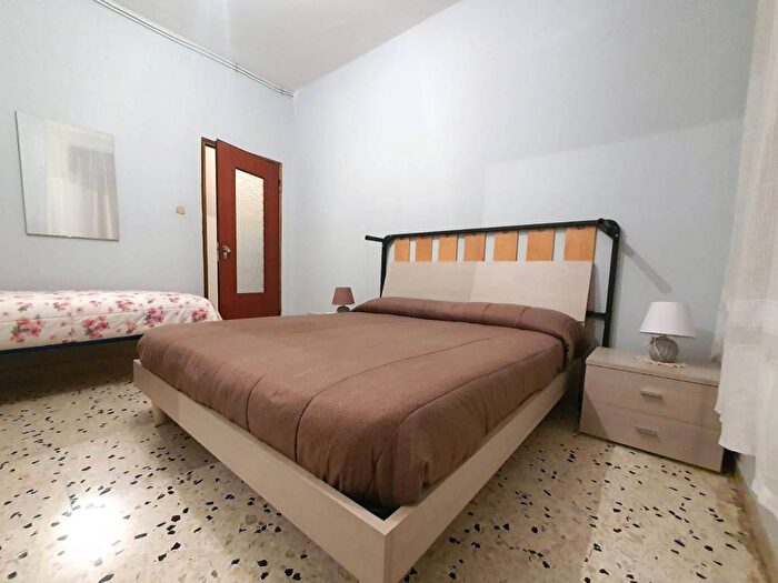 Appartamento trilocale in vendita in Via Genova, Catanzaro Lido, Catanzaro