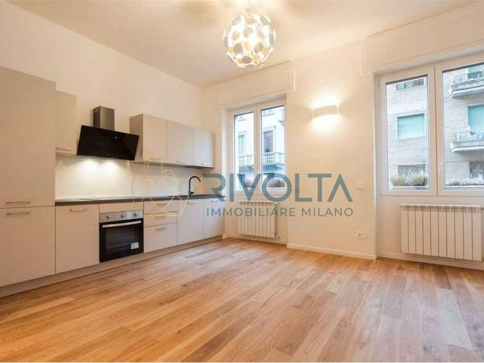 Appartamento bilocale in vendita in Via Buschi, Città Studi, Milano