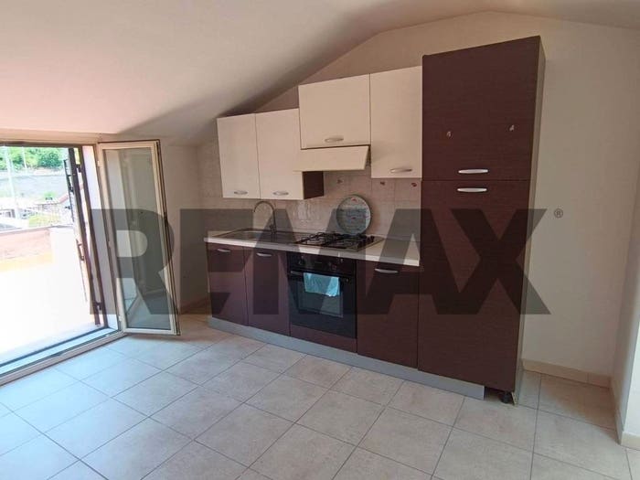 Appartamento trilocale in vendita in Via Scale Sant'Antonio, Centro, Aci Catena