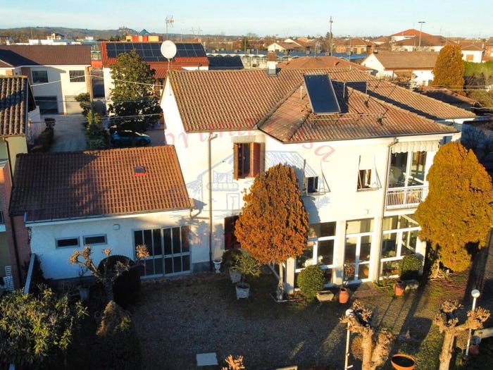 Casa con 6 locali in vendita in Via Sant'Audina, Spinetta Marengo, Alessandria