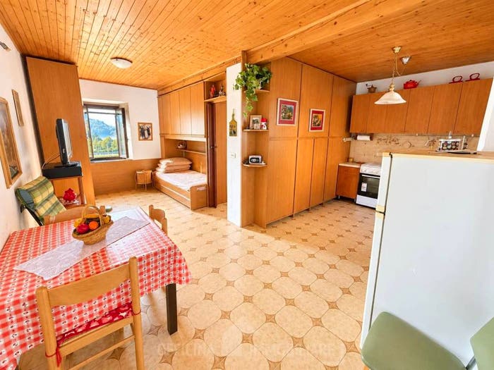 Appartamento monolocale in vendita in Via La Cà, Colico Piano, Colico