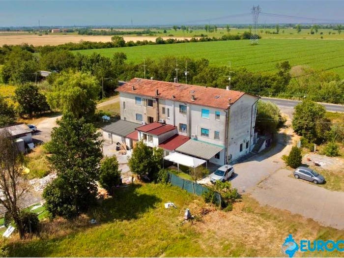 Casa quadrilocale in vendita in Strada Statale Romana Nord, Fossoli San Marino, Carpi