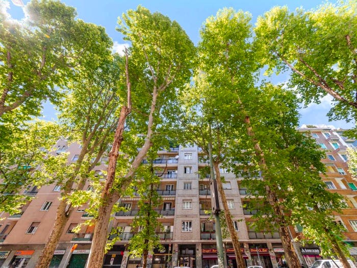 Appartamento trilocale in vendita in Via Giambellino, Giambellino, Milano