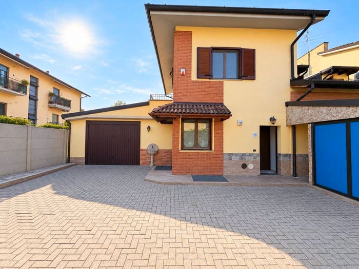 Casa quadrilocale in vendita in Via Salvo D'Acquisto, Vidardo, Castiraga Vidardo