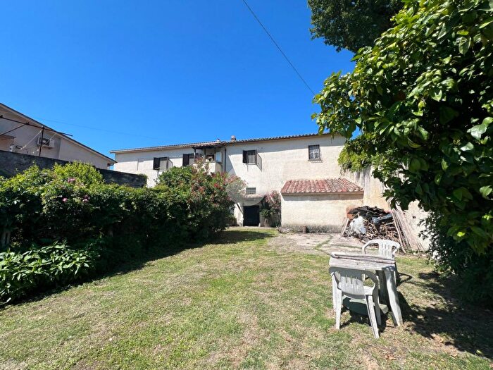 Casa con 7 locali in vendita in Contrada Palica Tiburzi, Tarano