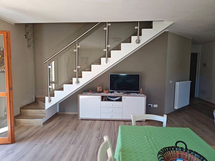 Appartamento quadrilocale in vendita in Via Alessandro Volta, Lanzo D'Intelvi, Alta Valle Intelvi