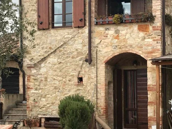 Casa quadrilocale in vendita in Quartaia Pian dell'Olmino Mensanello, Colle di Val d'Elsa