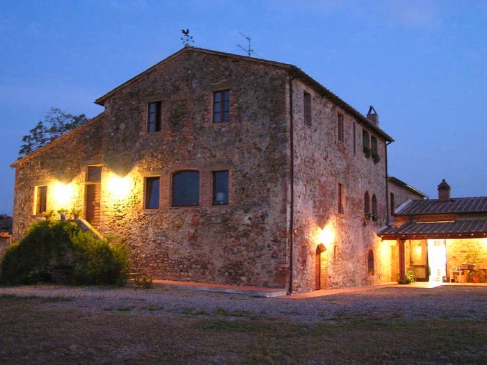 Casa con 6 locali in vendita in Centro, Cinigiano
