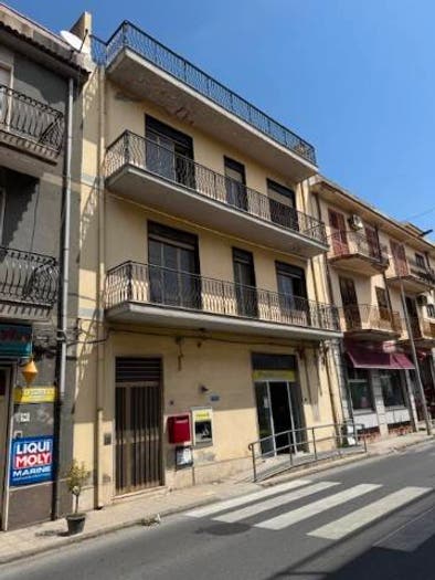 Casa quadrilocale in vendita in Via Nazionale, Centro, Falcone