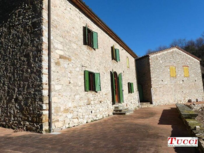 Casa con 6 locali in vendita in Via Ville, Centro, Serravalle Pistoiese