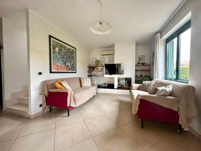 Casa con 6 locali in vendita in Via Brugo, Centro, Carignano