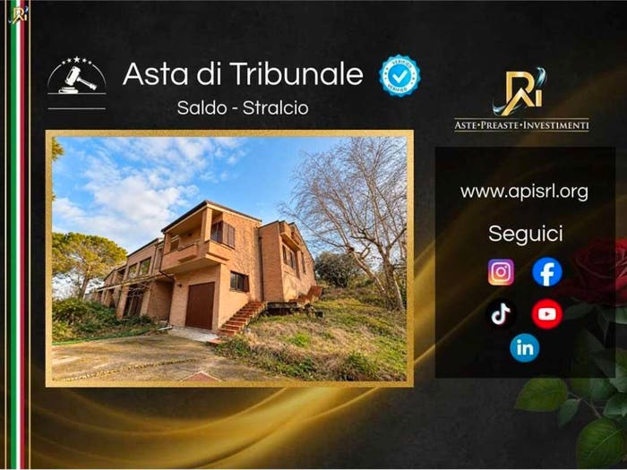 Casa con 6 locali in vendita in Strada Passo di Colle, Grottazzolina