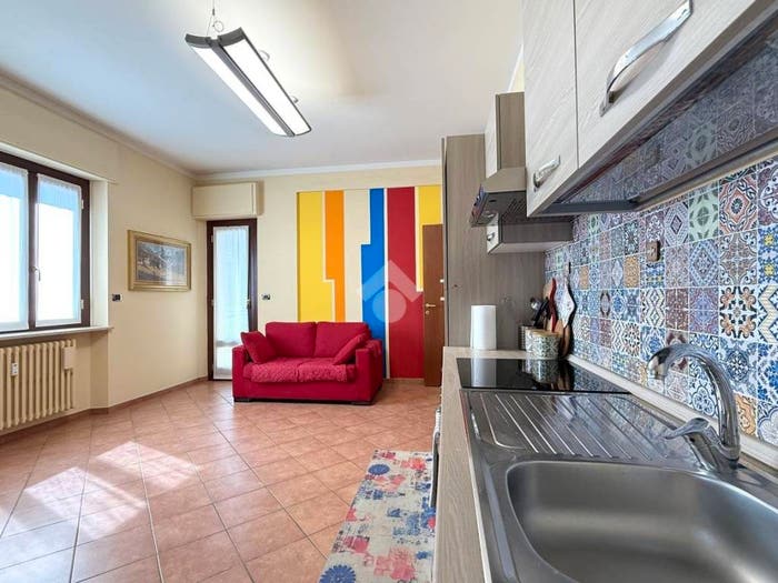 Appartamento trilocale in vendita in Piazza Addolorata, Centro, Acqui Terme