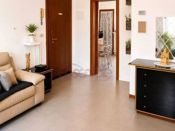 Appartamento trilocale in vendita in Via Decorati Al Valor Militare, Montanara Cinghio, Parma